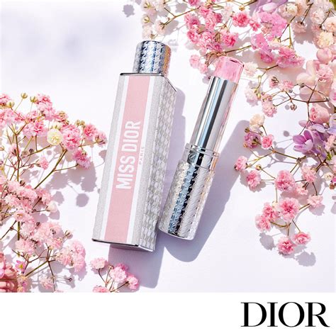 miss dior velvety and sensual|Miss Dior perfume.